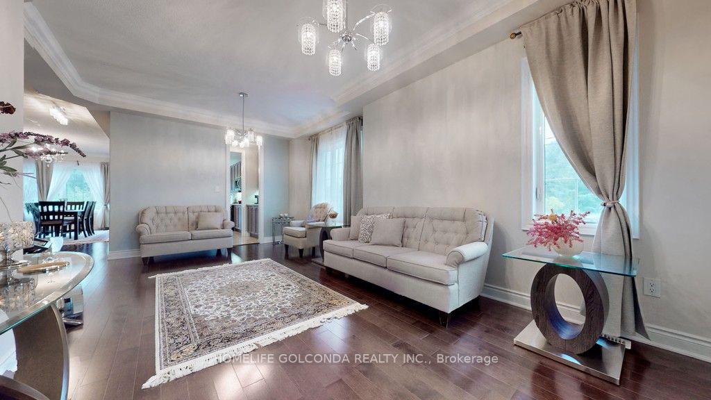7 Gamble Glen Cres