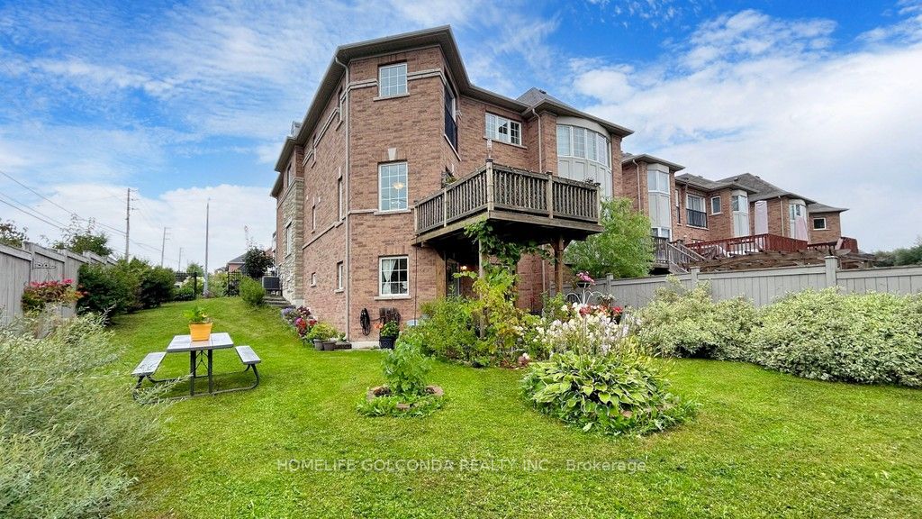 7 Gamble Glen Cres