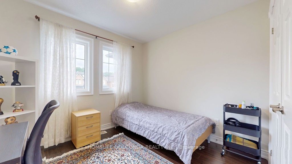 7 Gamble Glen Cres