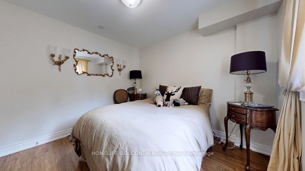7 Gamble Glen Cres