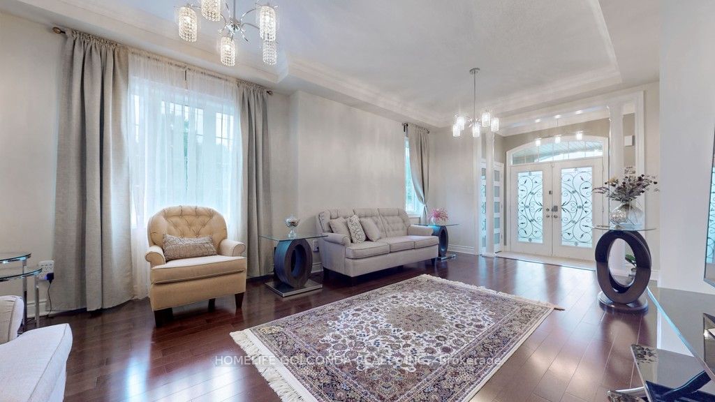 7 Gamble Glen Cres
