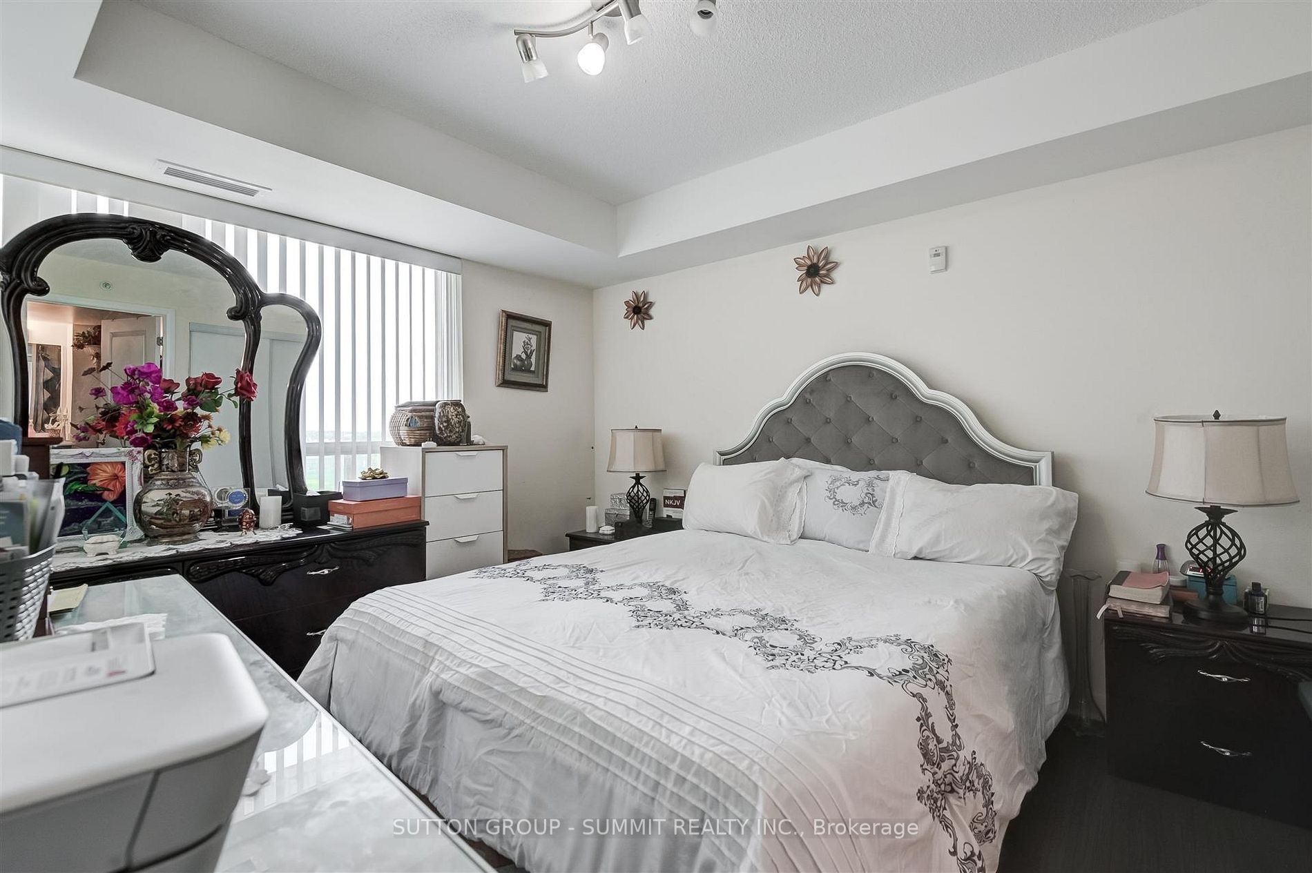 75 Norman Bethune Ave, #718