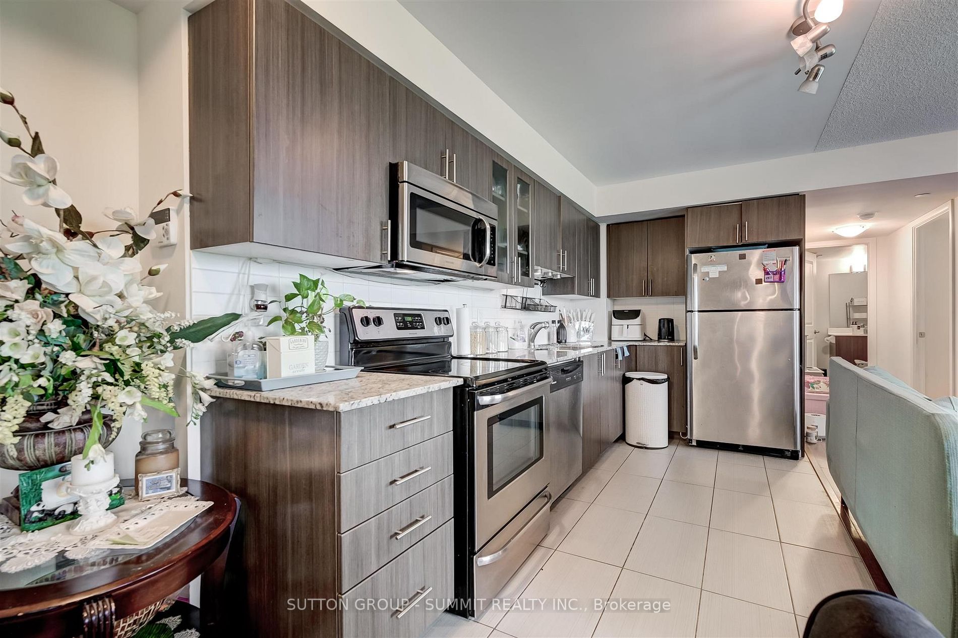 75 Norman Bethune Ave, #718