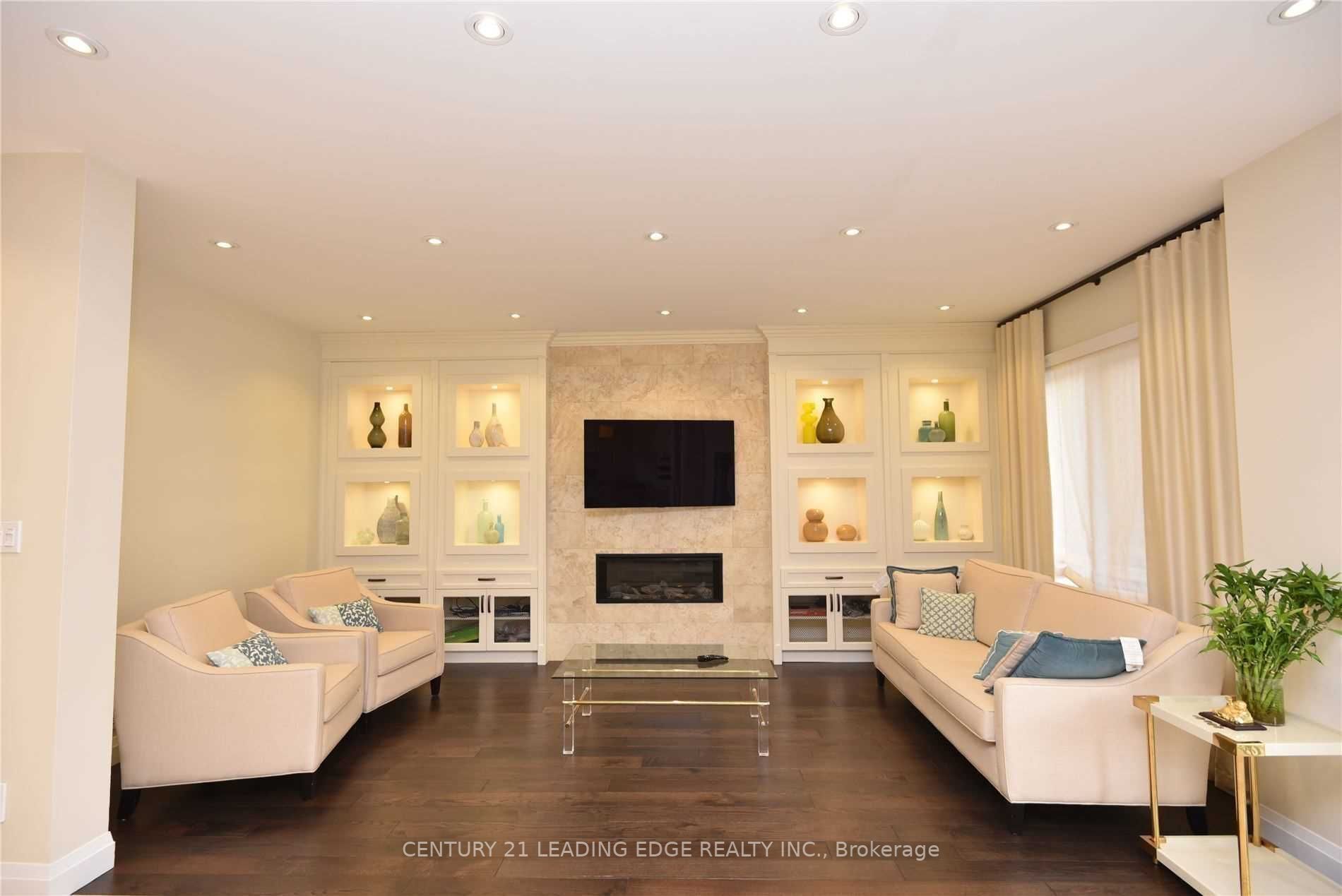 83 Grandlea Cres