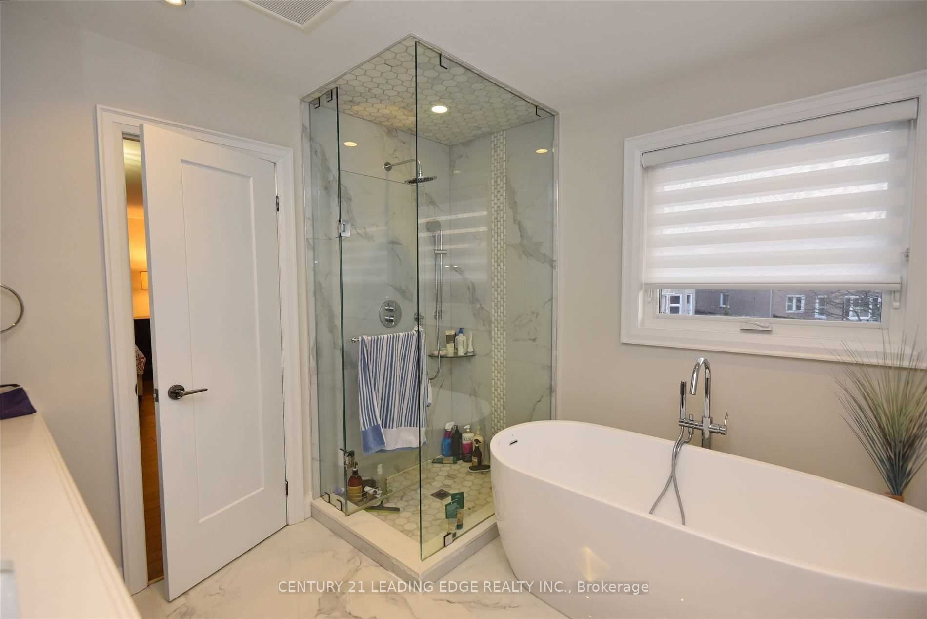 83 Grandlea Crescent