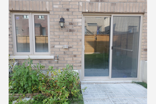 53 Alistair Cres, Vaughan