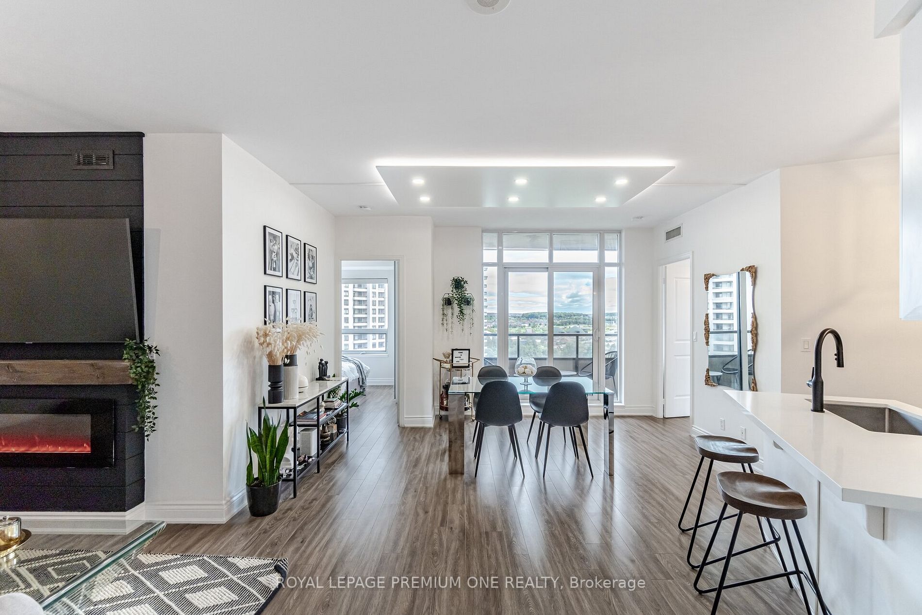 9225 Jane St, #1209