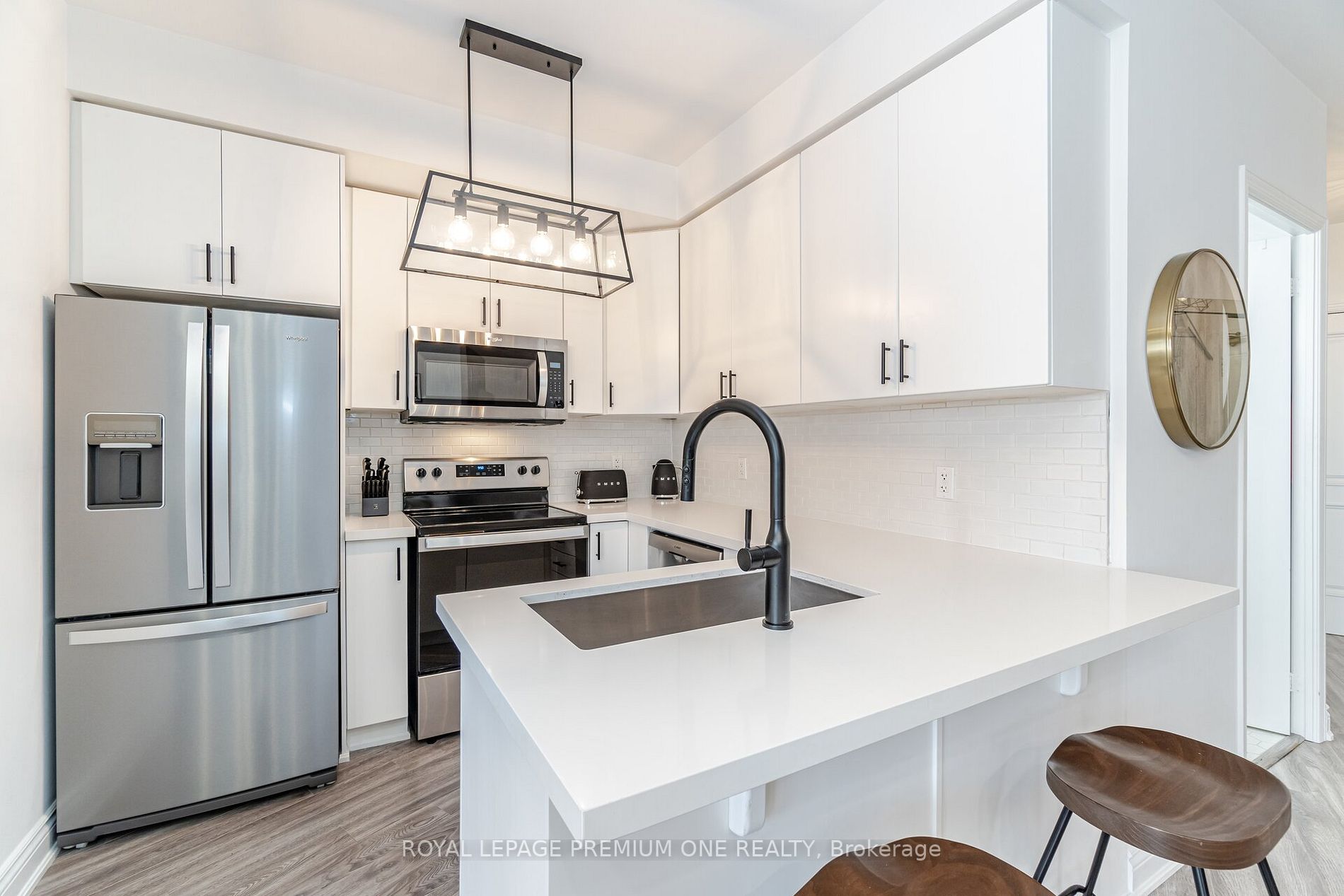 9225 Jane Street, #1209