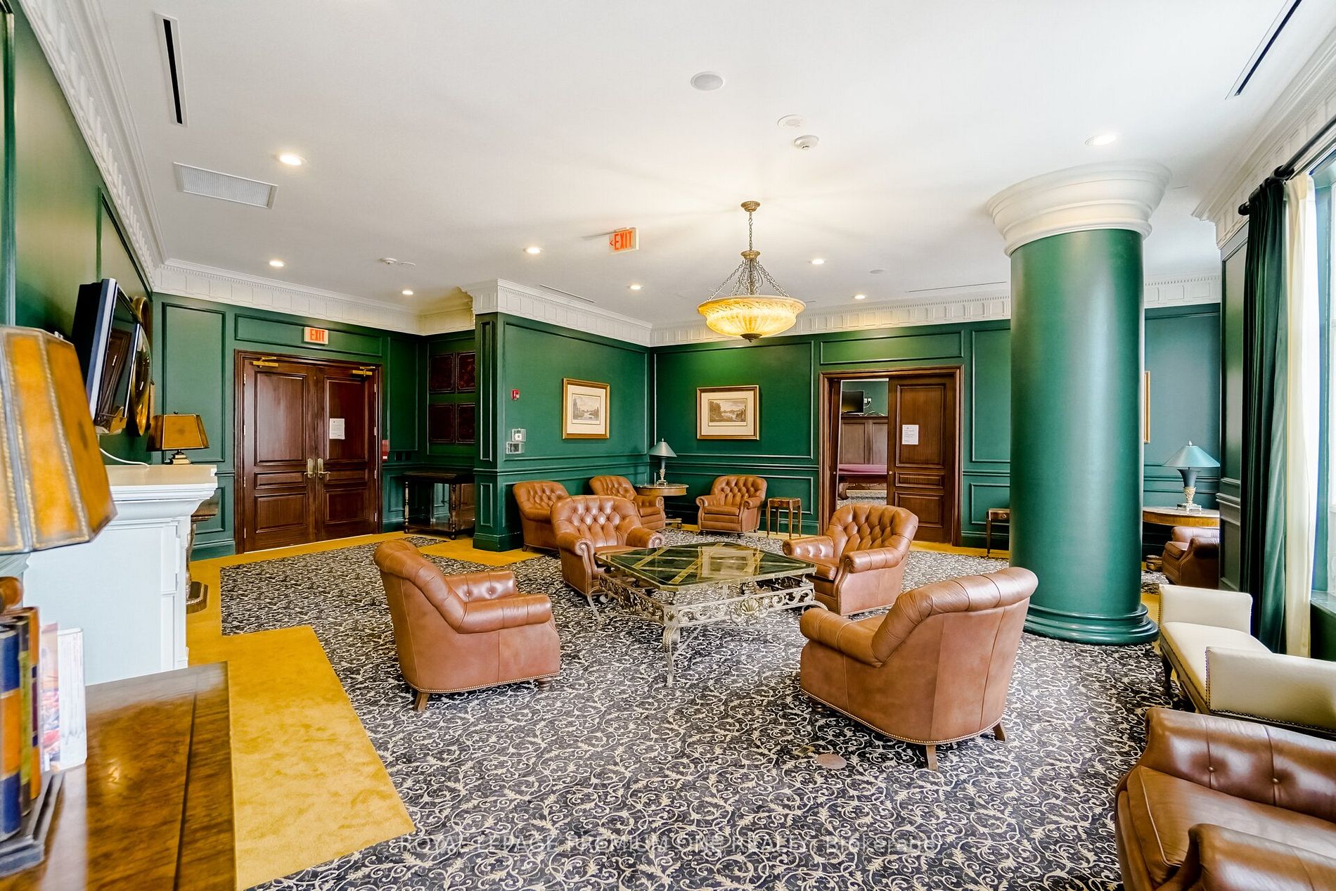 9225 Jane Street, #1209