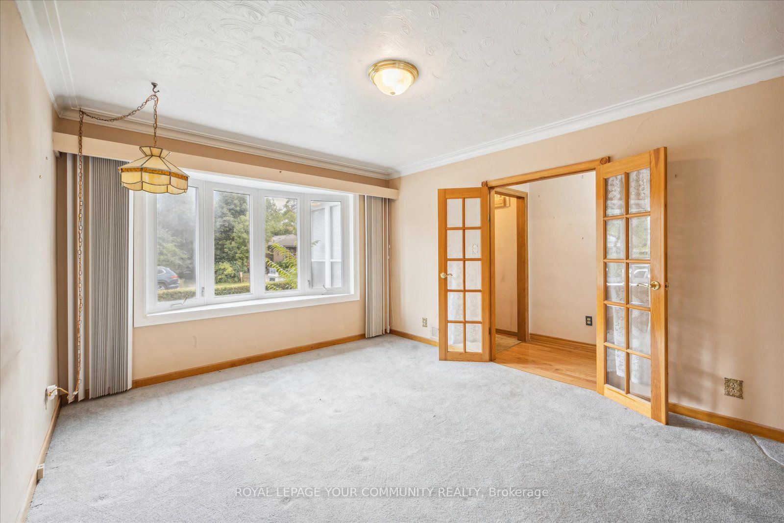 33 Rockport Cres