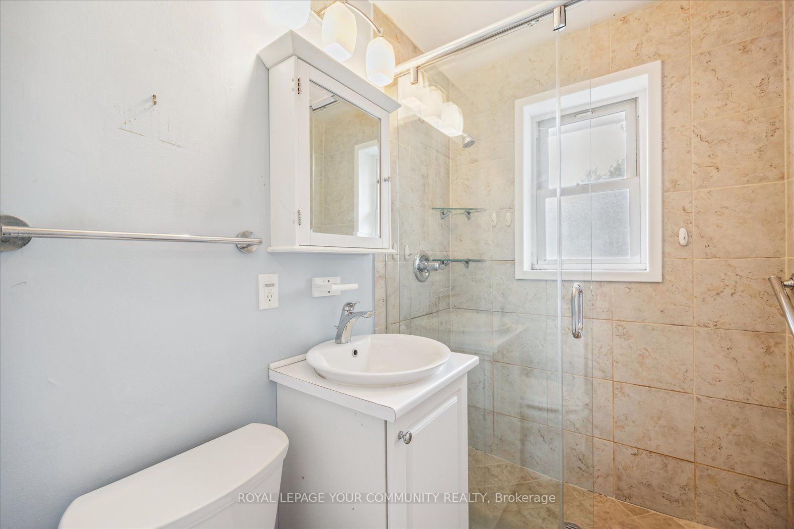 33 Rockport Cres