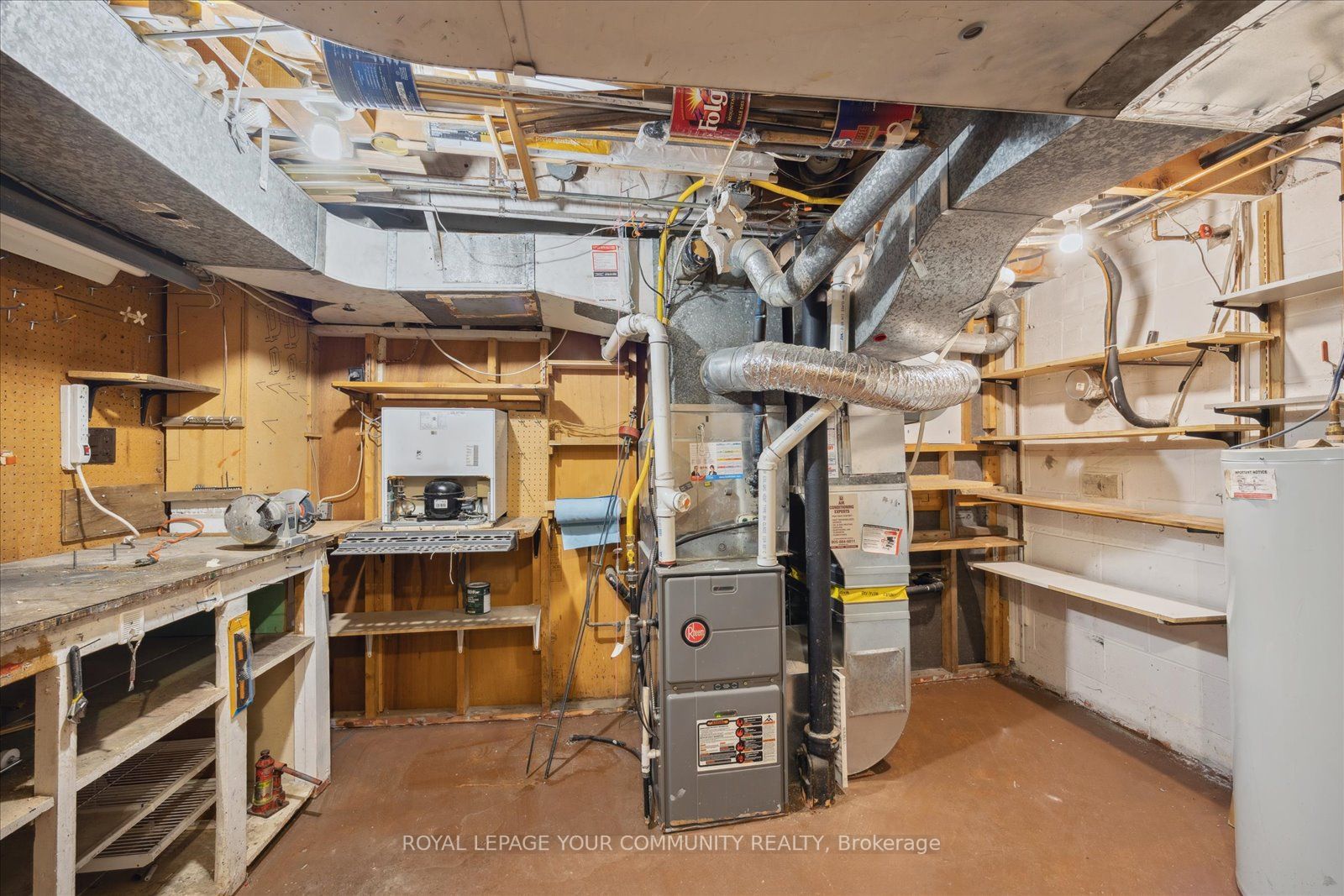 33 Rockport Cres