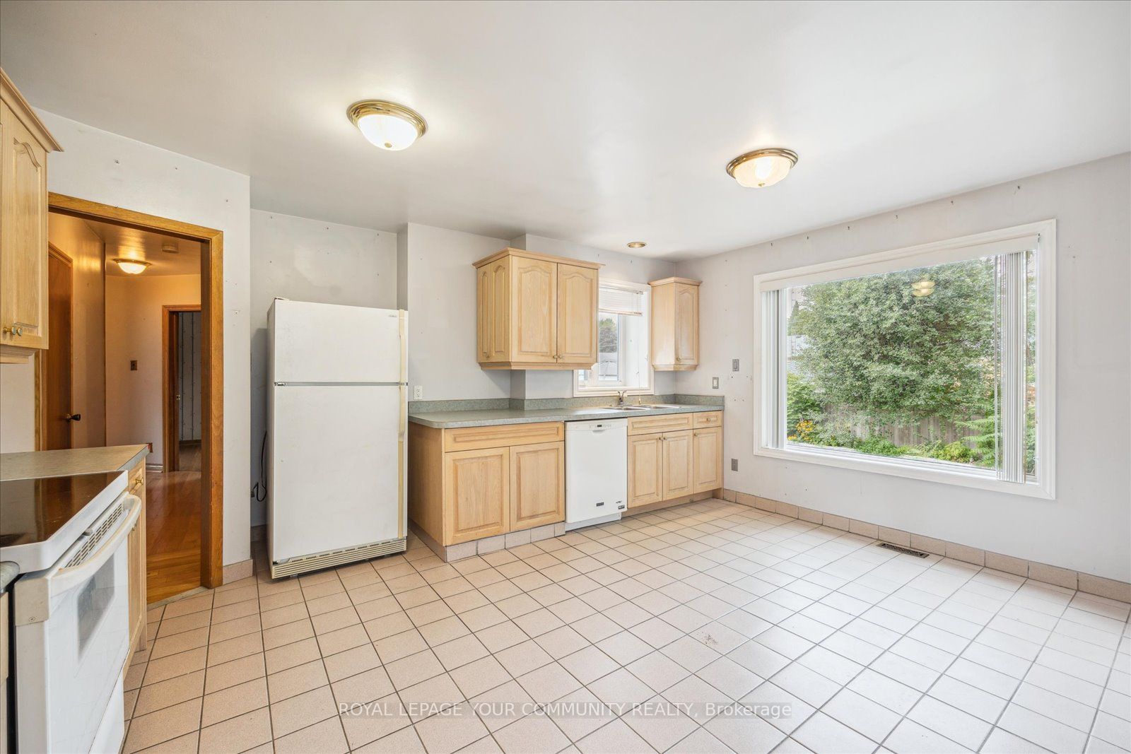 33 Rockport Cres