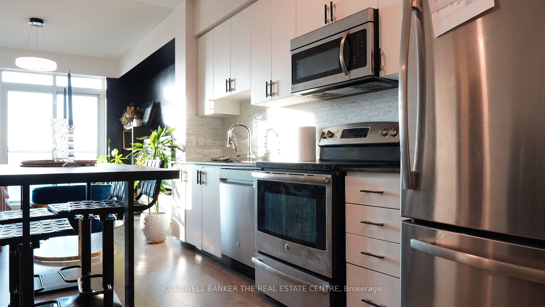7161 Yonge St, #2035
