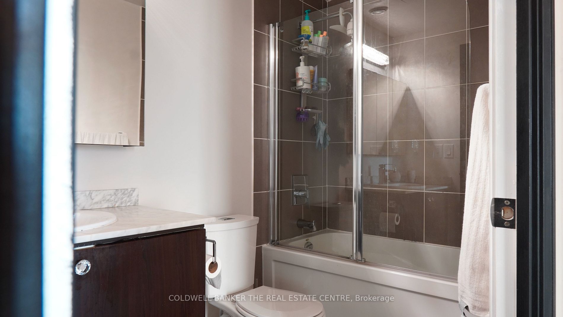 7161 Yonge St, #2035