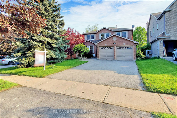 158 Chambers Cres, Newmarket