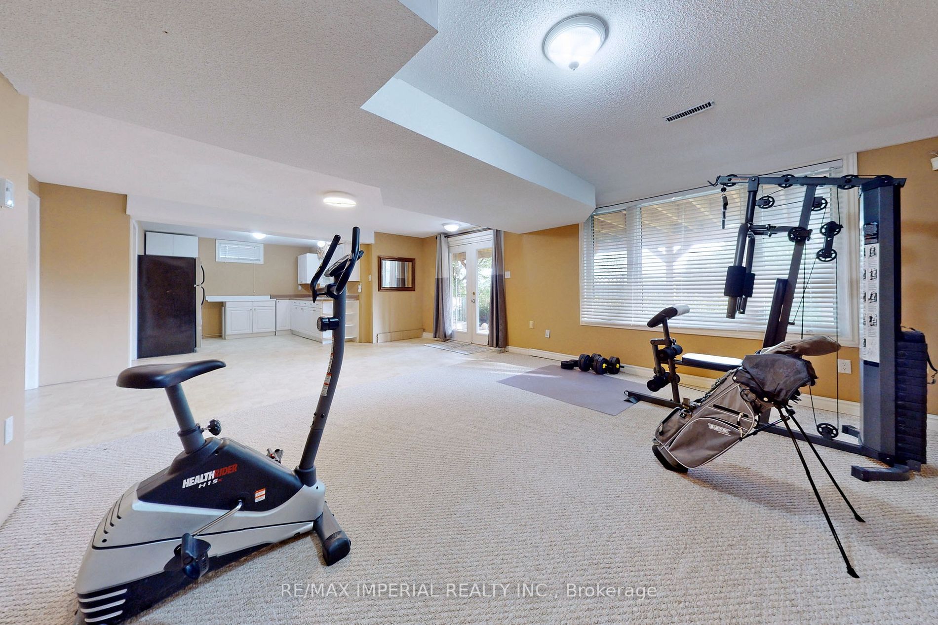 158 Chambers Cres