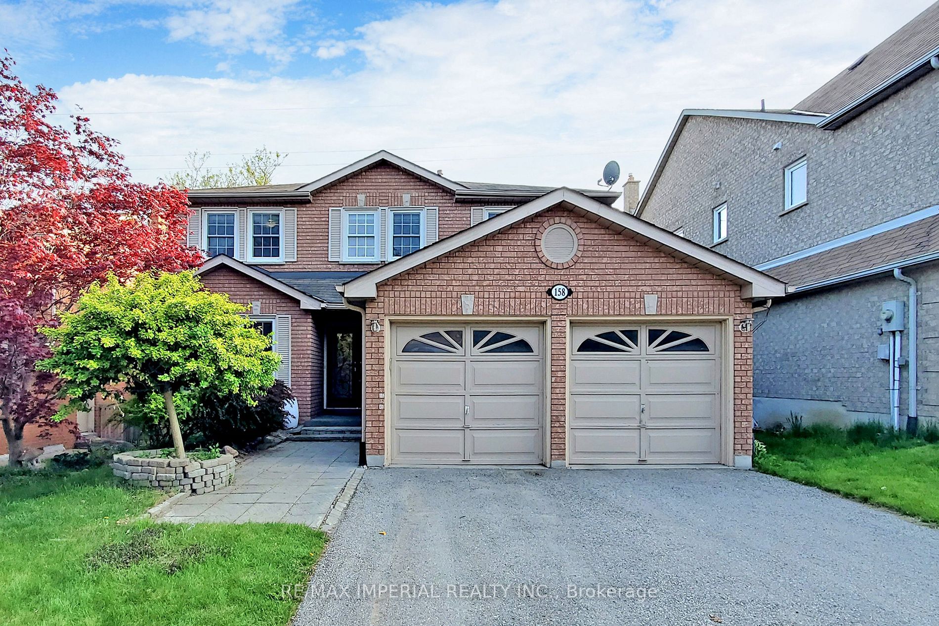 158 Chambers Cres