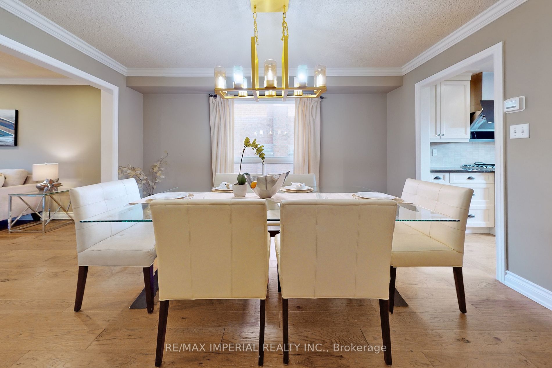 158 Chambers Cres