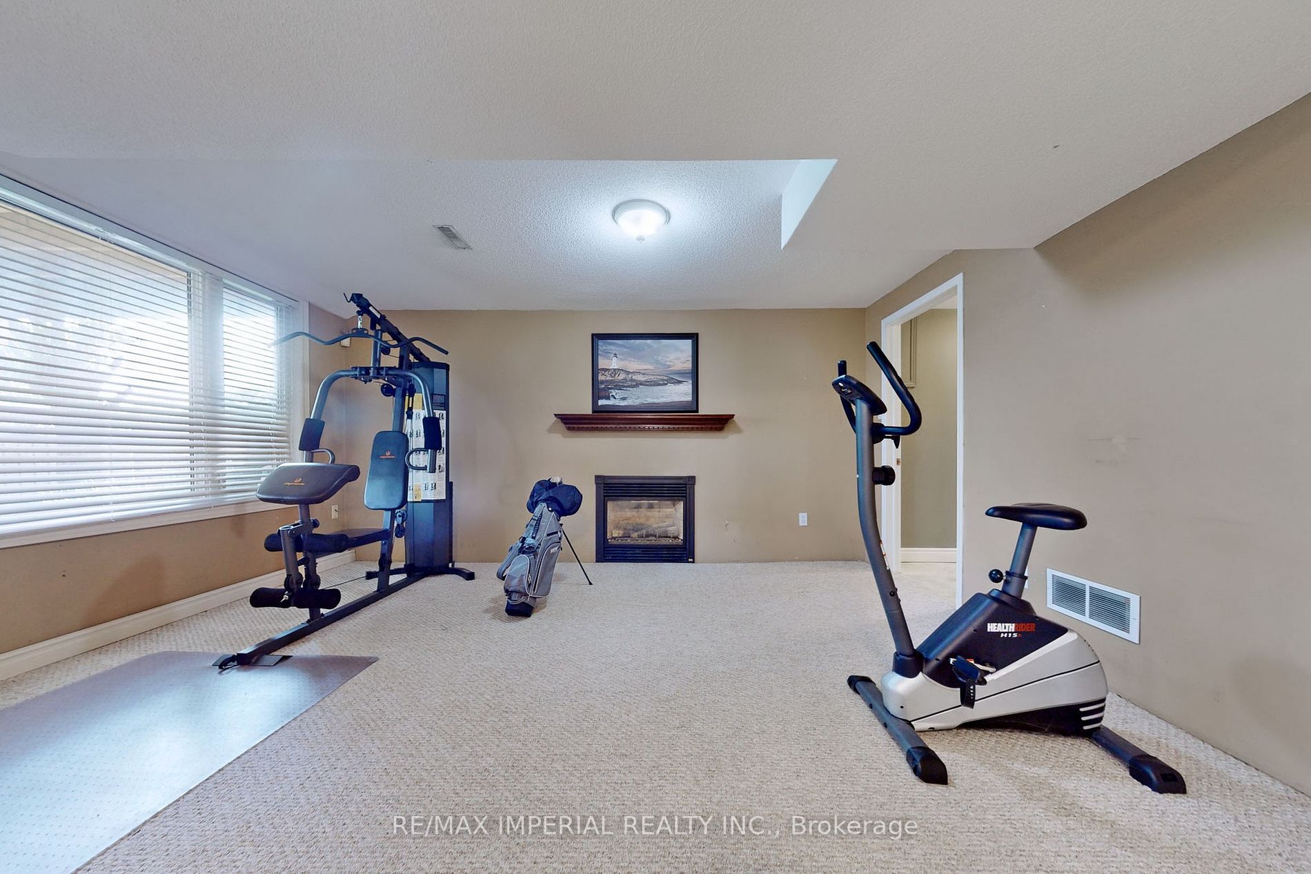 158 Chambers Cres