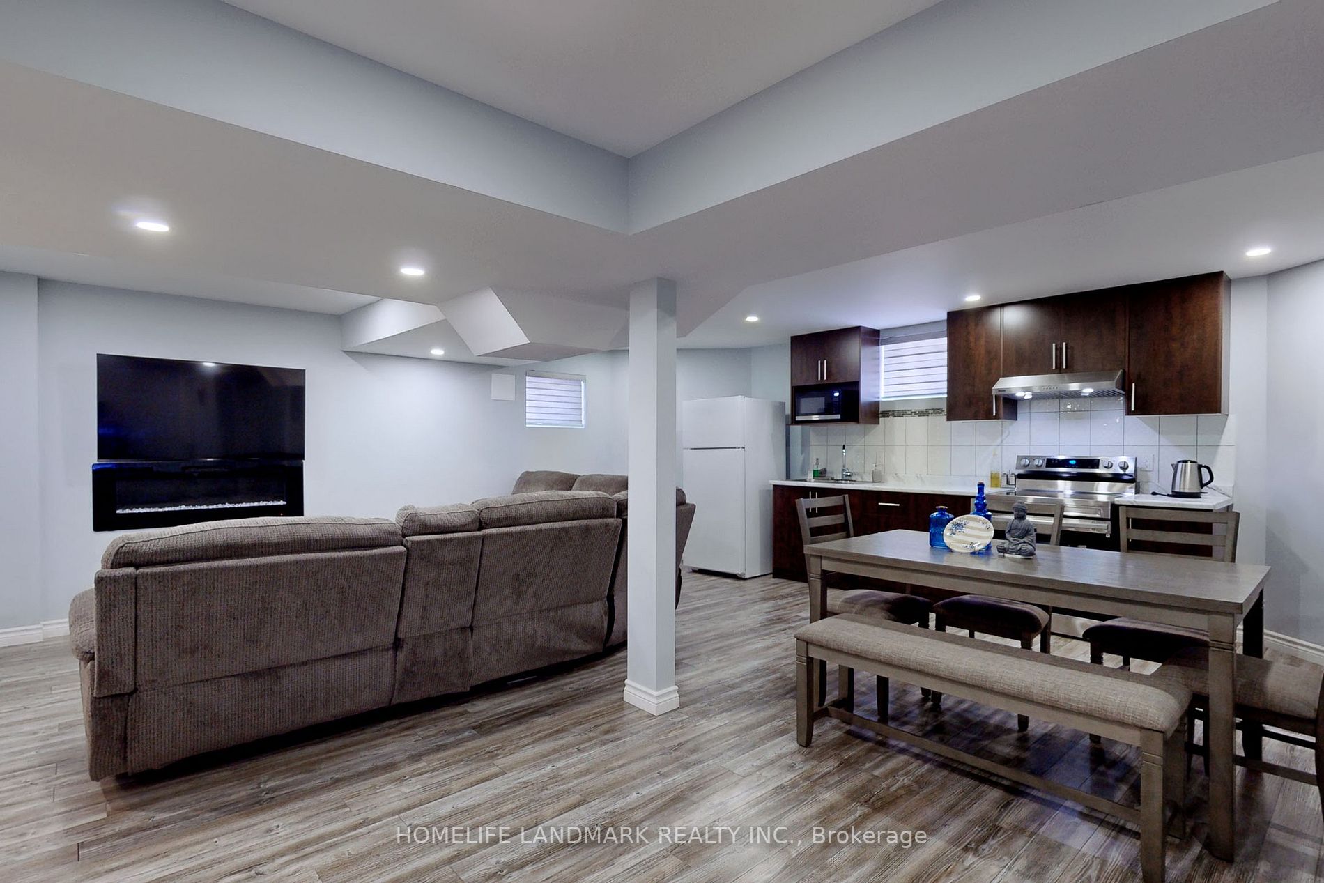 31 George Martin Dr