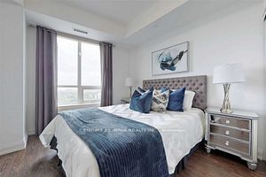 7161 Yonge Street, #1527