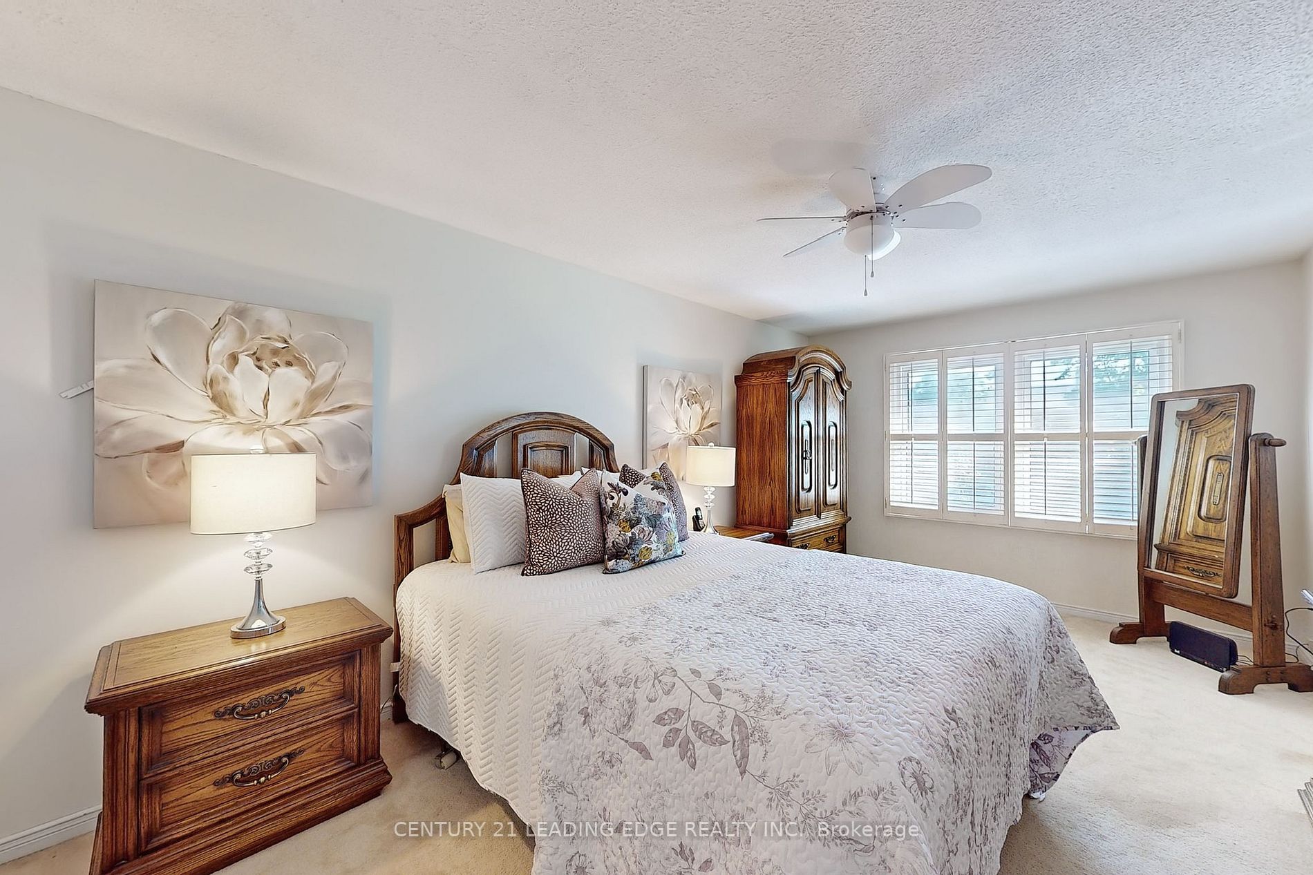 5 Sarah Jane Court