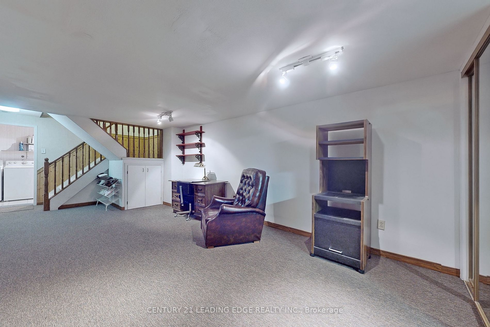 5 Sarah Jane Court