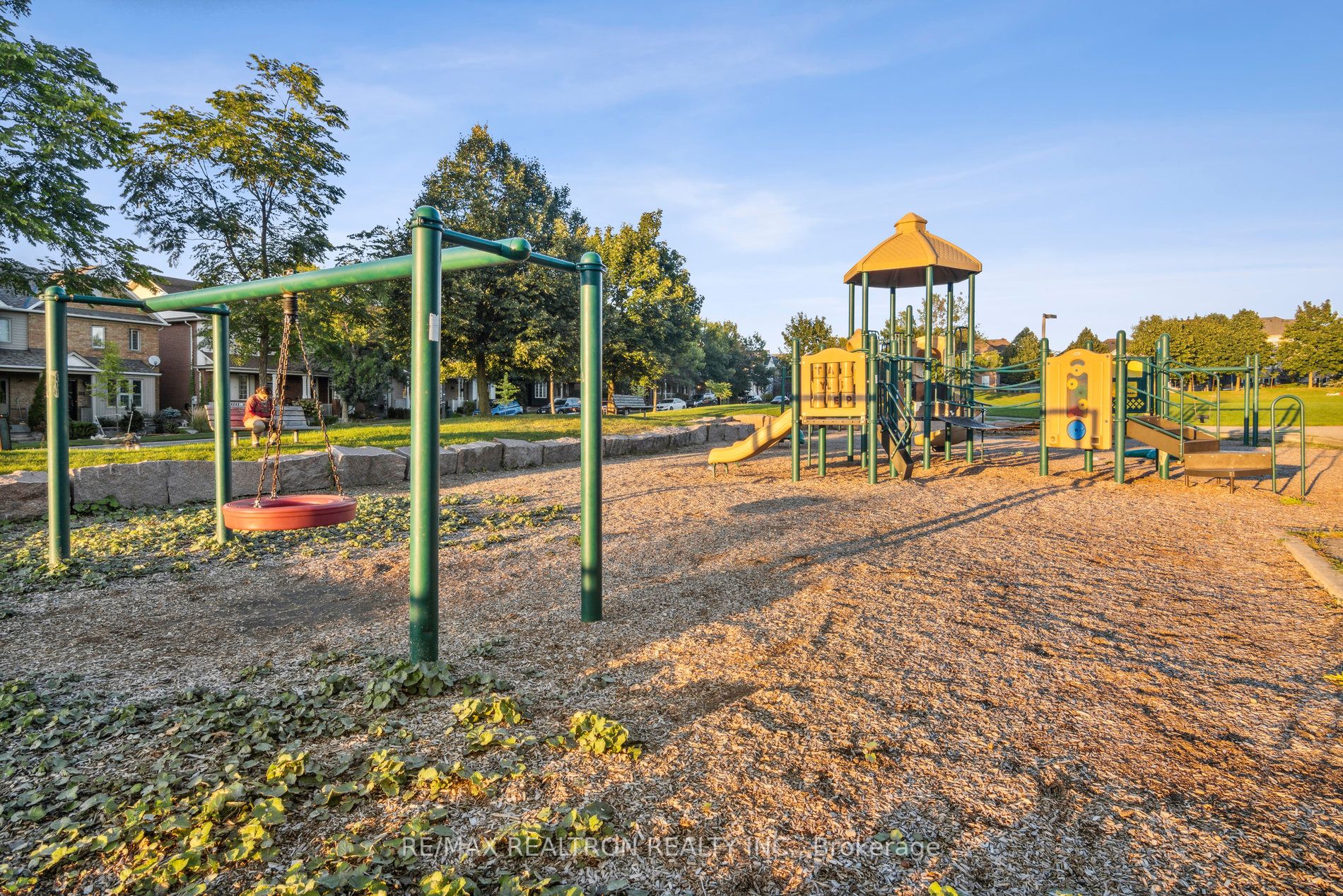 12 Baywell Cres
