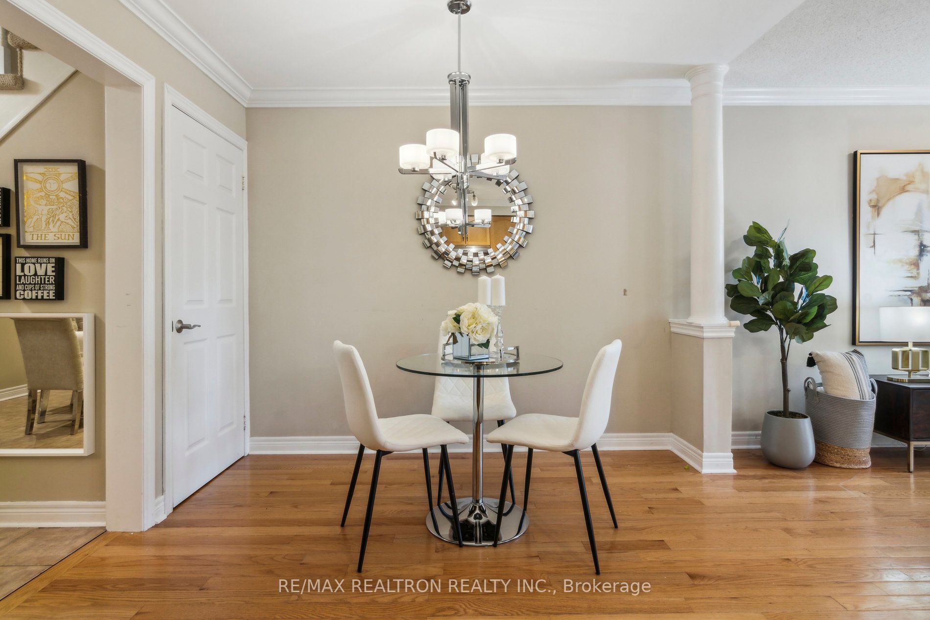 12 Baywell Cres