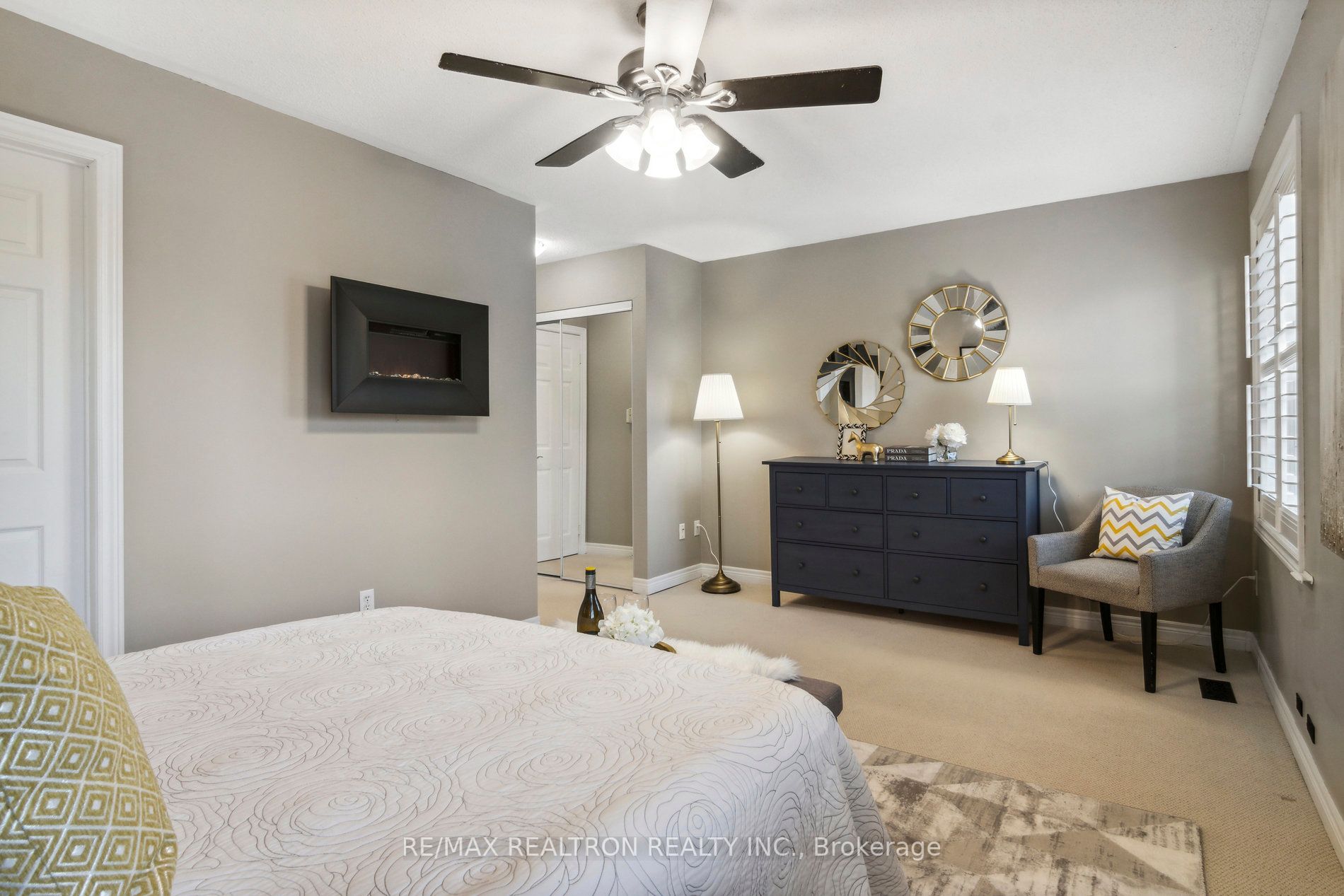 12 Baywell Cres