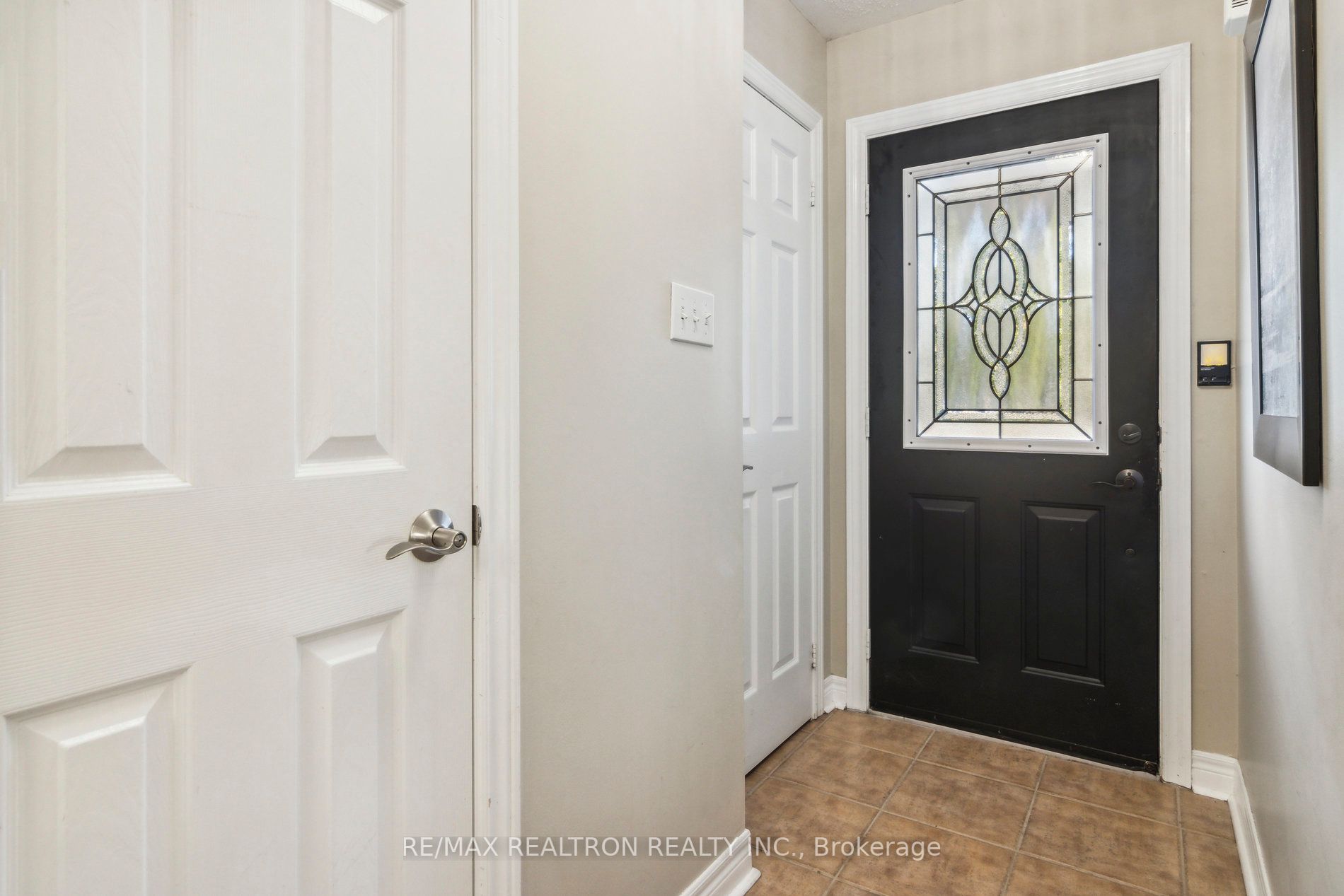 12 Baywell Cres