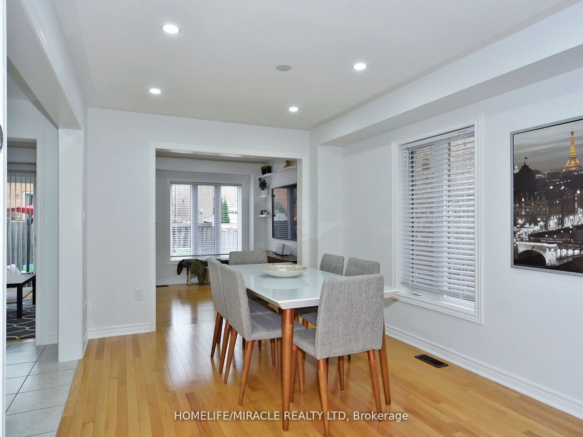 120 Black Maple Cres