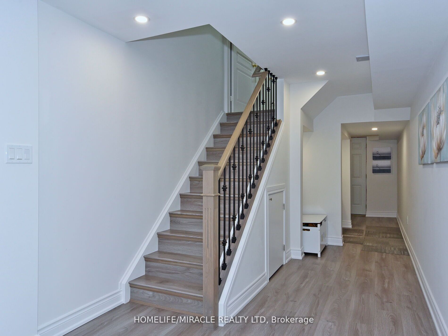 120 Black Maple Cres