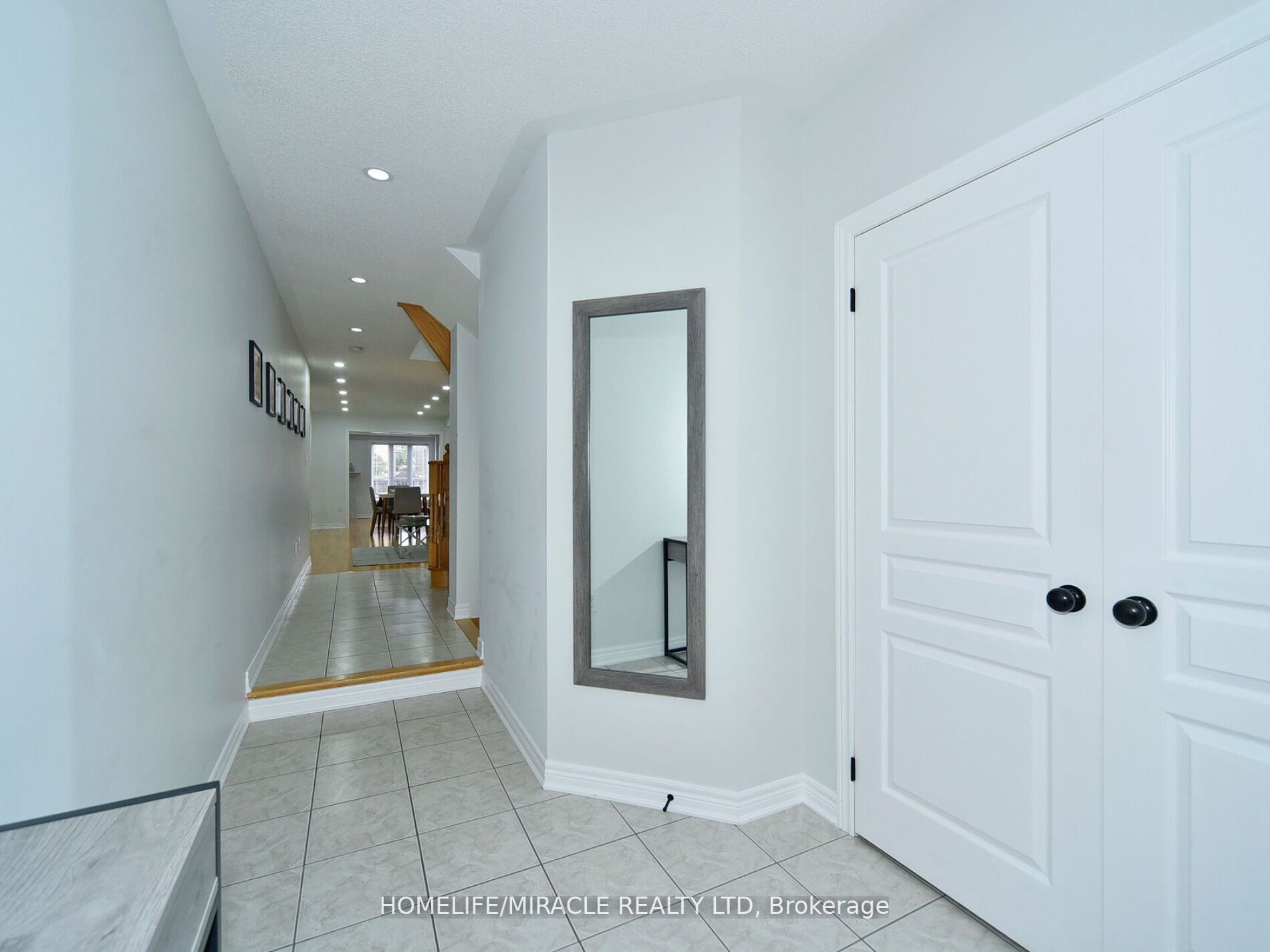 120 Black Maple Cres