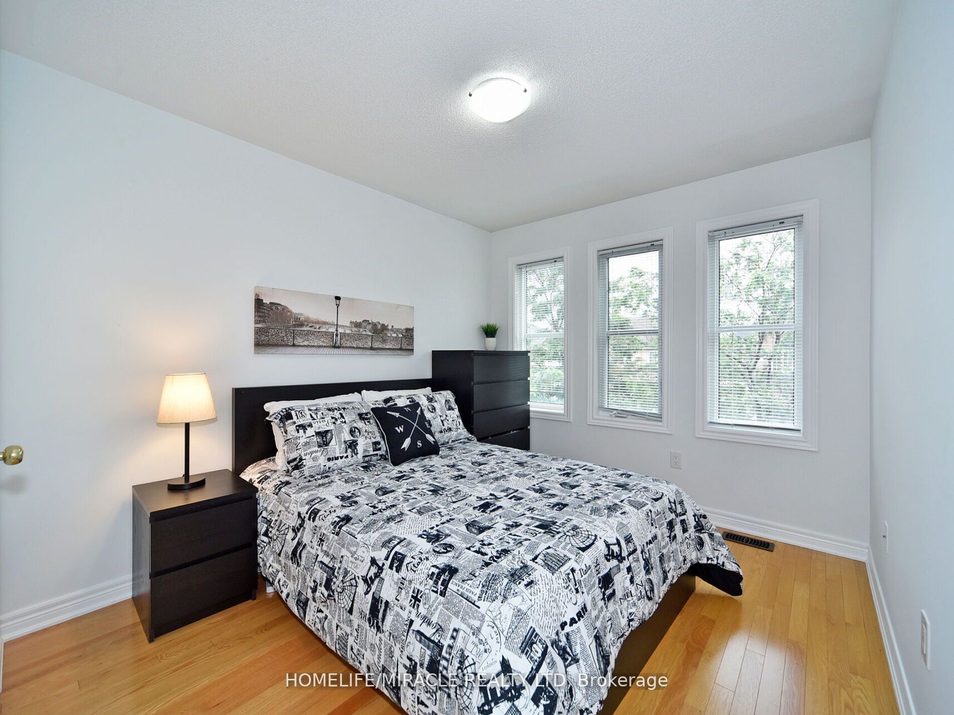 120 Black Maple Cres