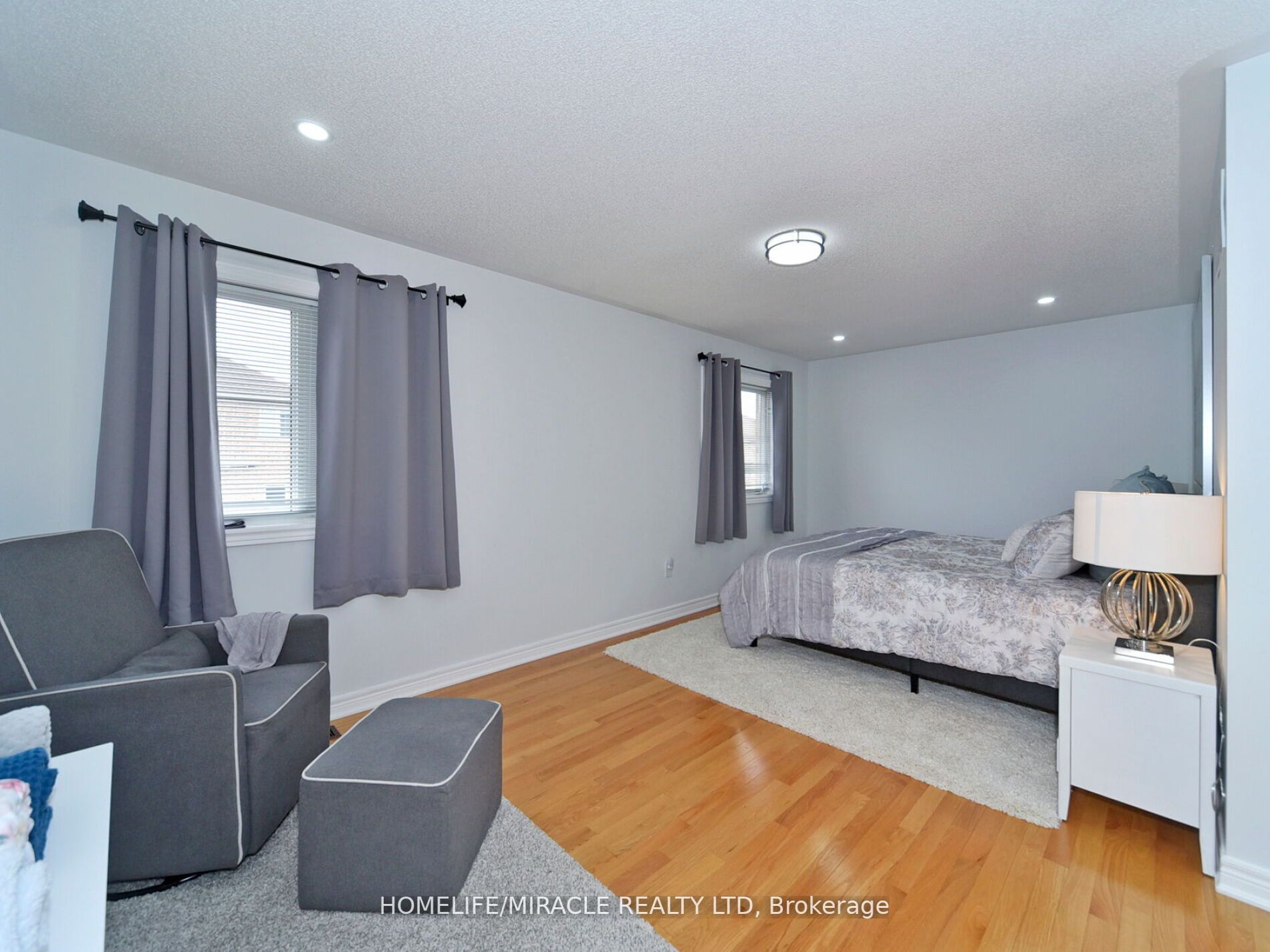 120 Black Maple Cres