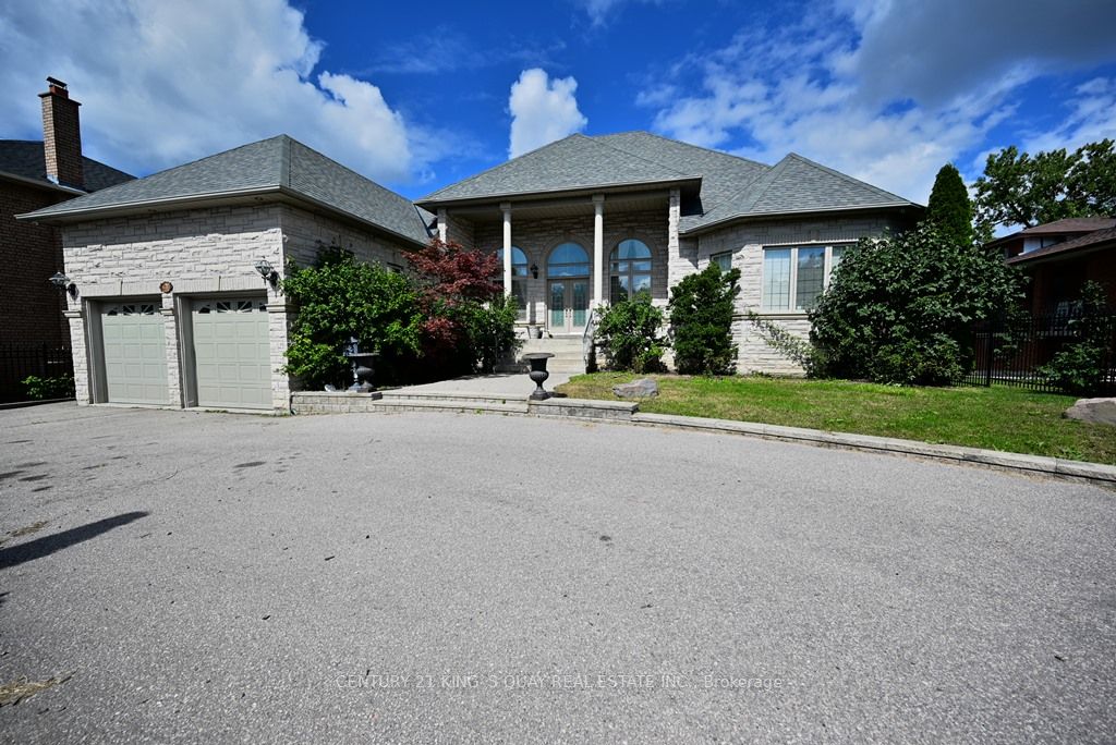 22 Garden Ave