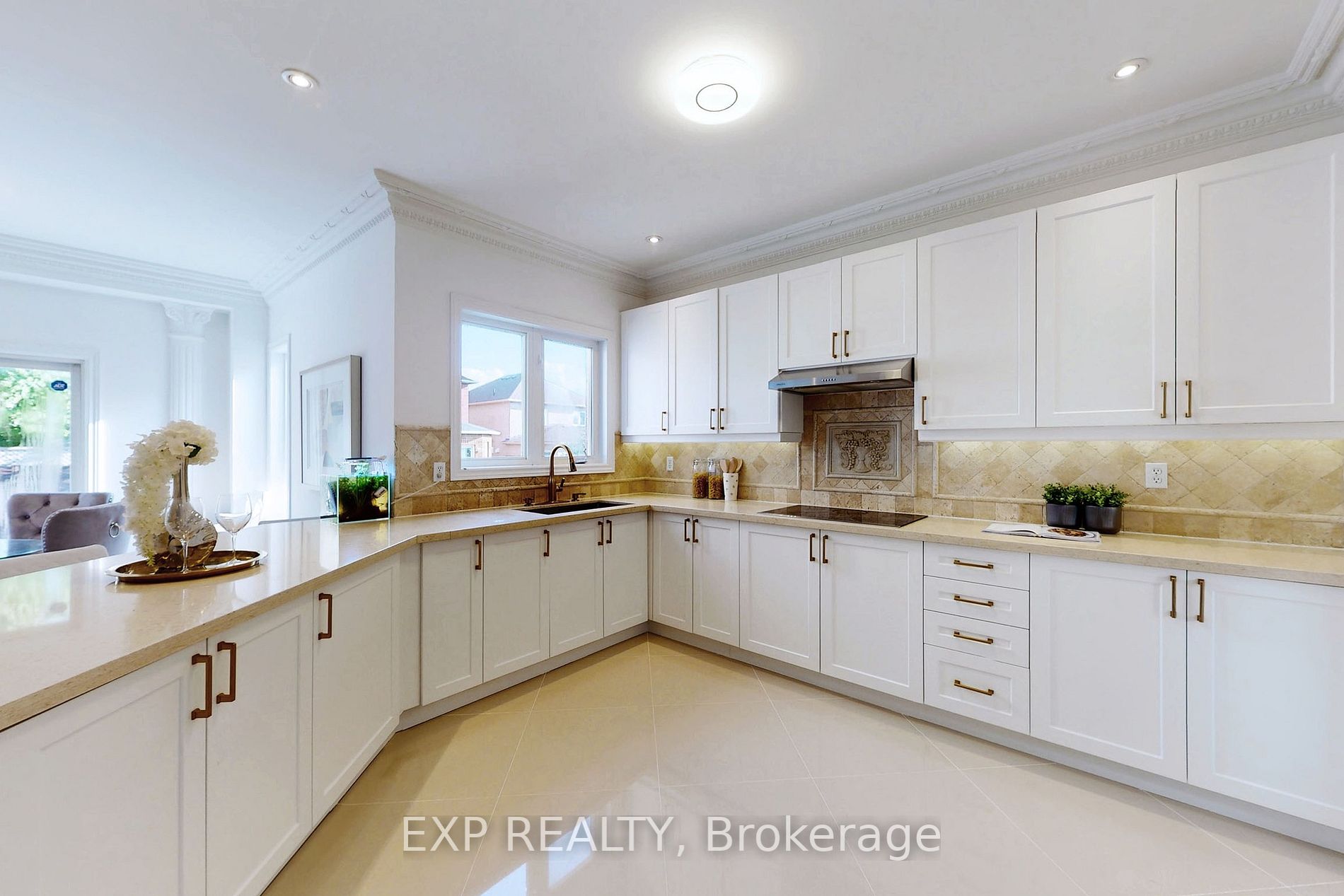 147 Toporowski Ave