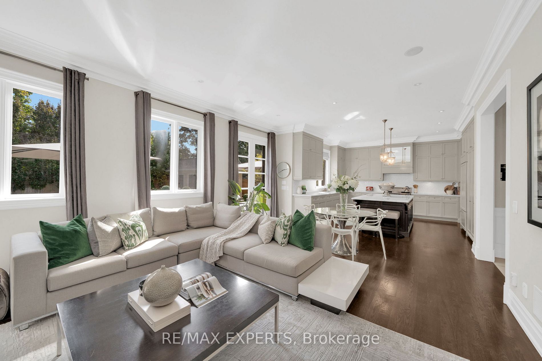 181 Kingslynn Dr