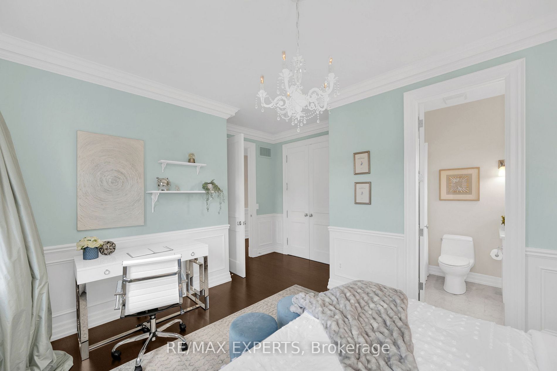 181 Kingslynn Dr