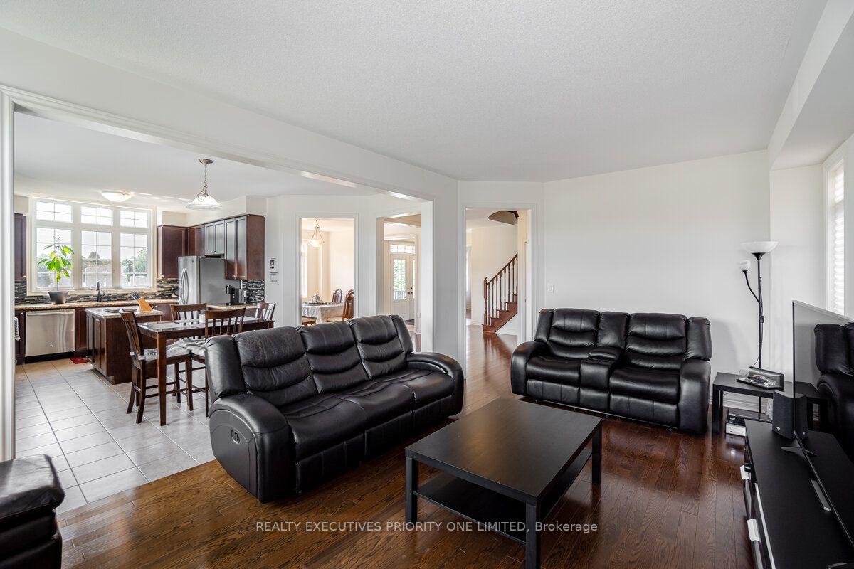 1 Treetops Blvd
