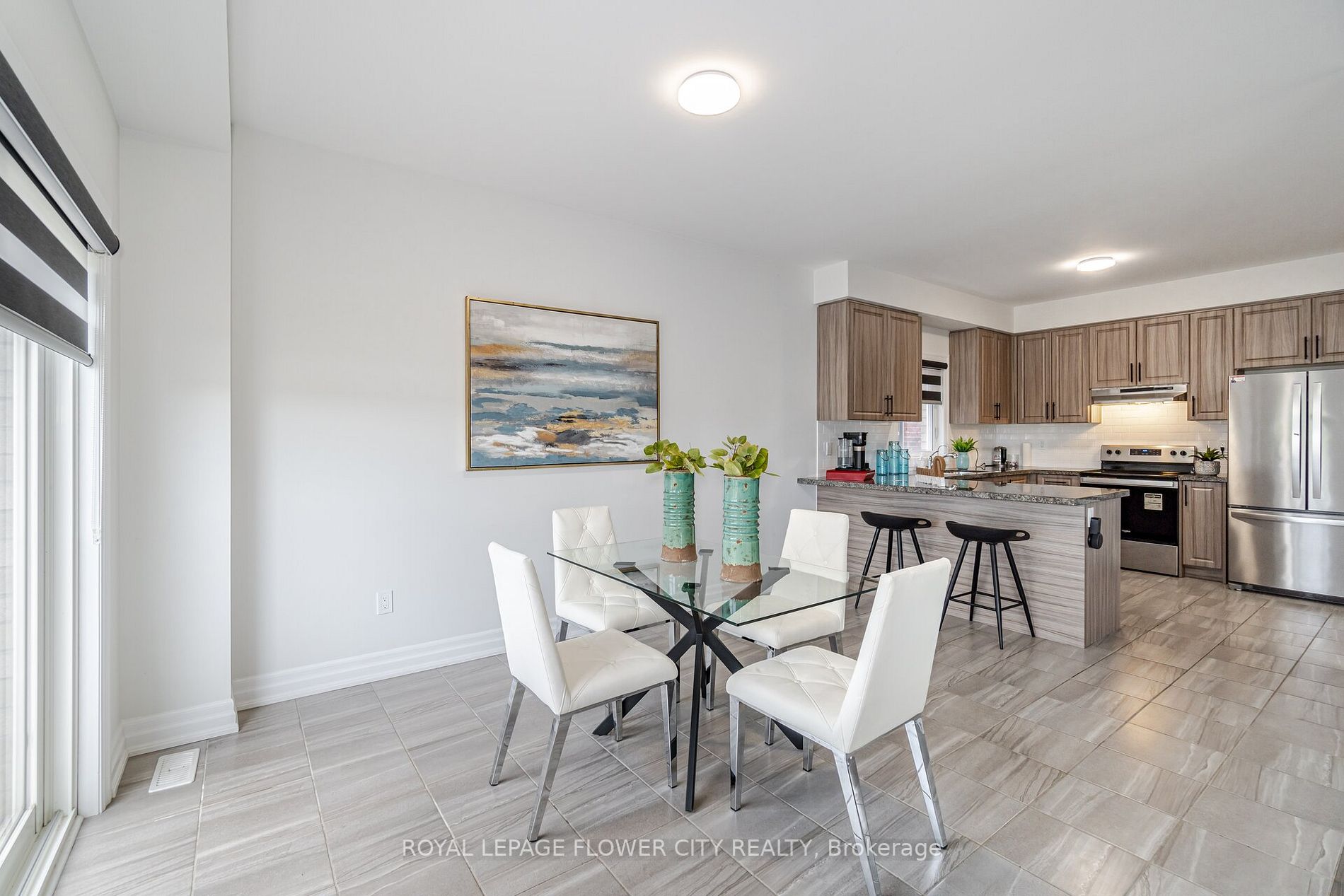 323 Chelsea Crescent
