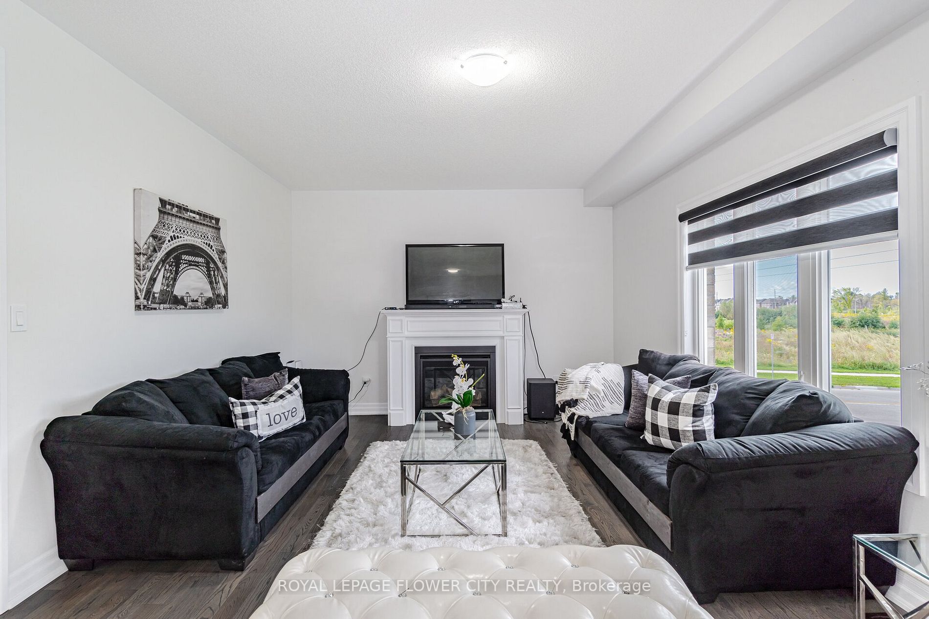 323 Chelsea Crescent