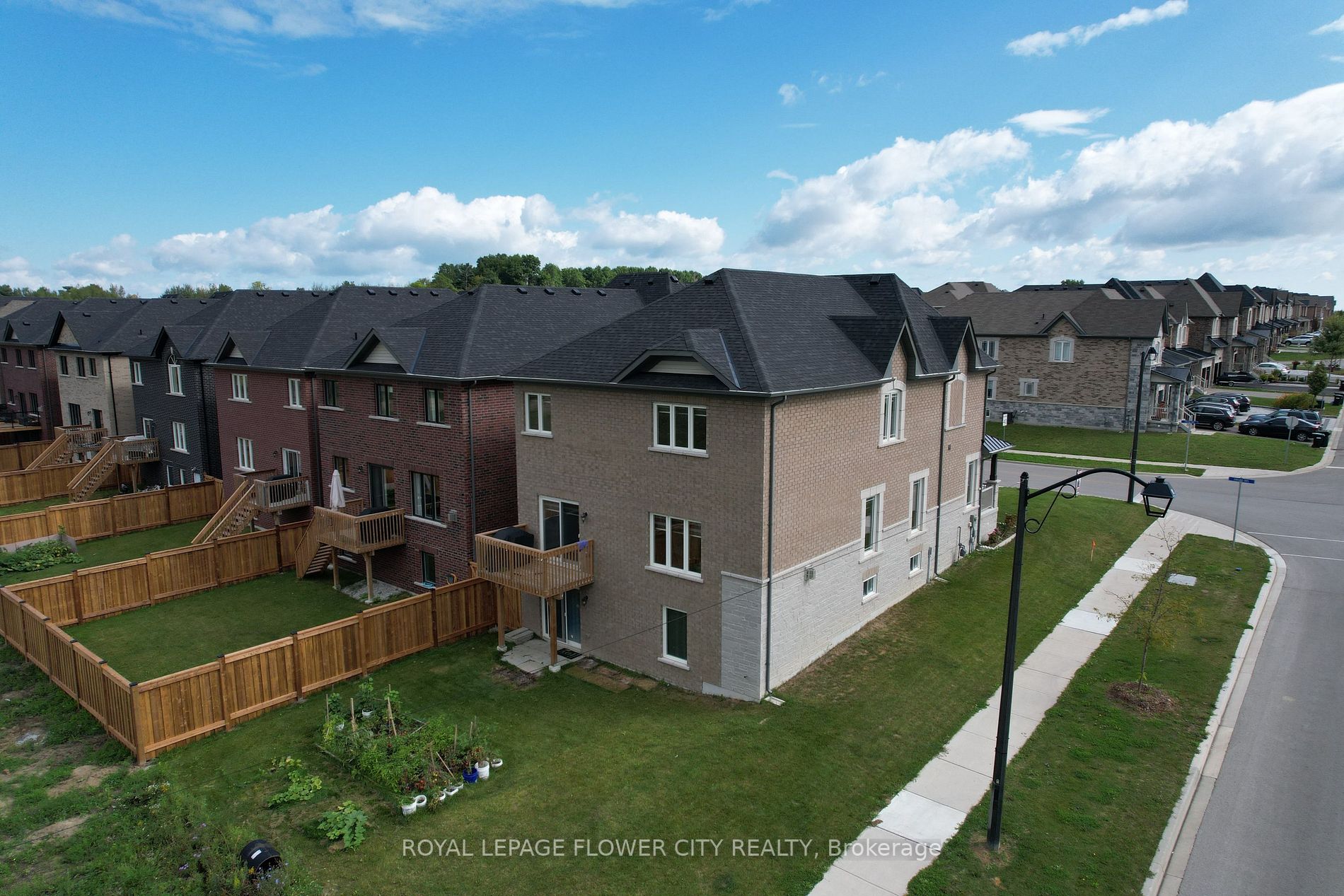323 Chelsea Crescent