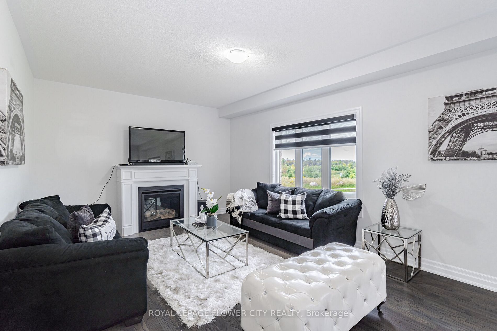 323 Chelsea Crescent