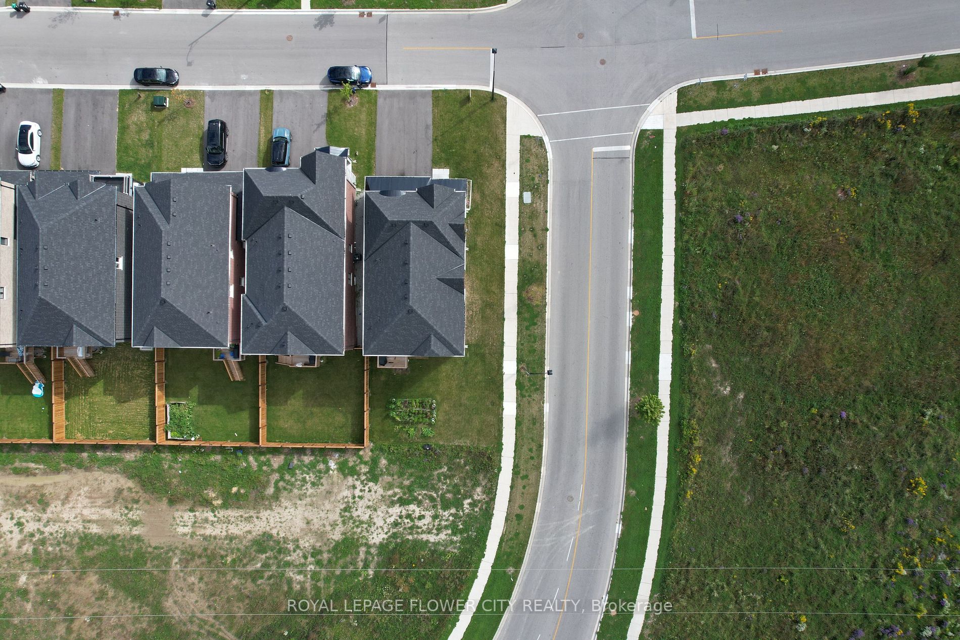 323 Chelsea Crescent