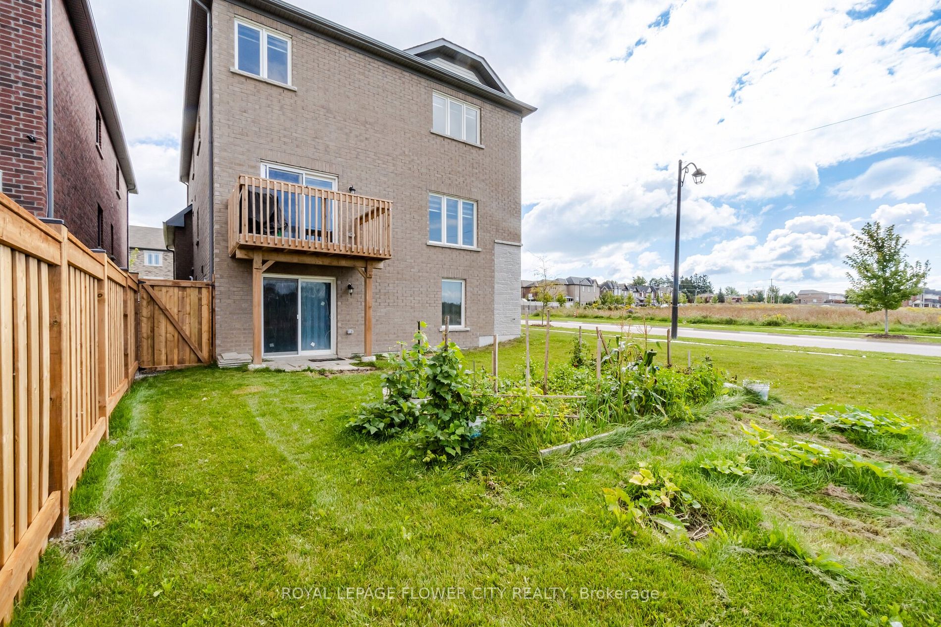 323 Chelsea Crescent