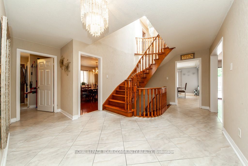 299 Triton Ave