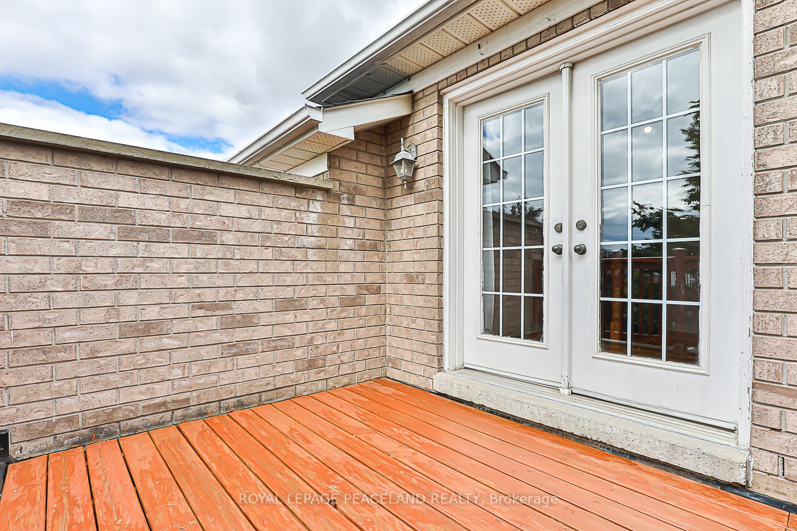 8 Forestwood Street